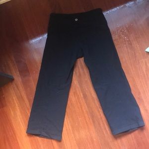 Cropped lulu lemon leggings